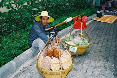 03 Thailand 2002 F1050024 Bangkok Strassenhändler_478